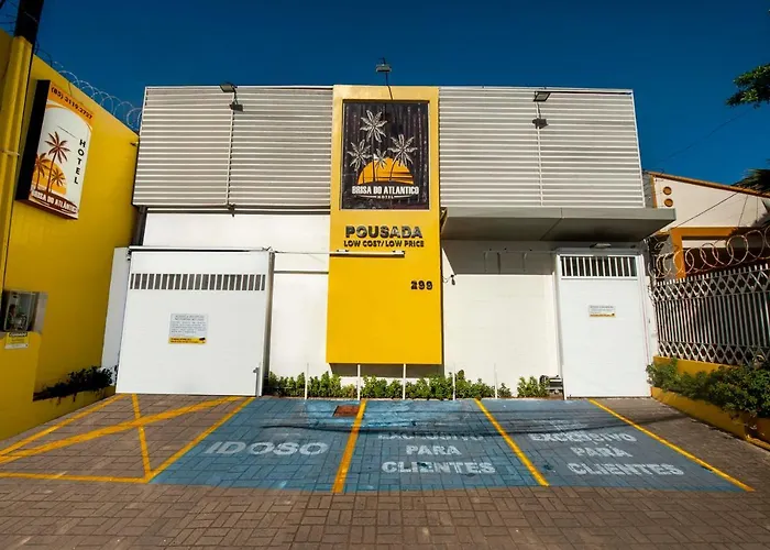 Pousada Brisa Do Atlantico - Praia De Iracema - Proximo A Feira Da Catedral Da Se Fortaleza 